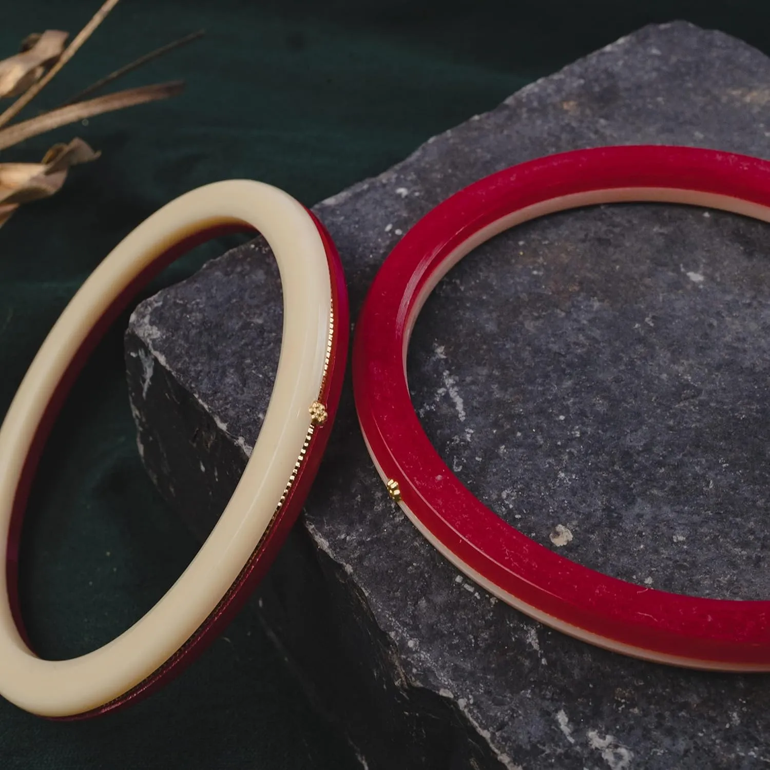 by Ashok Jewellers 22kt (916) Yellow Gold Handmade Pola Bangles/Wedding Chooda/Churas for Women with Purity Certificate (Set of 2pcs) - Red White