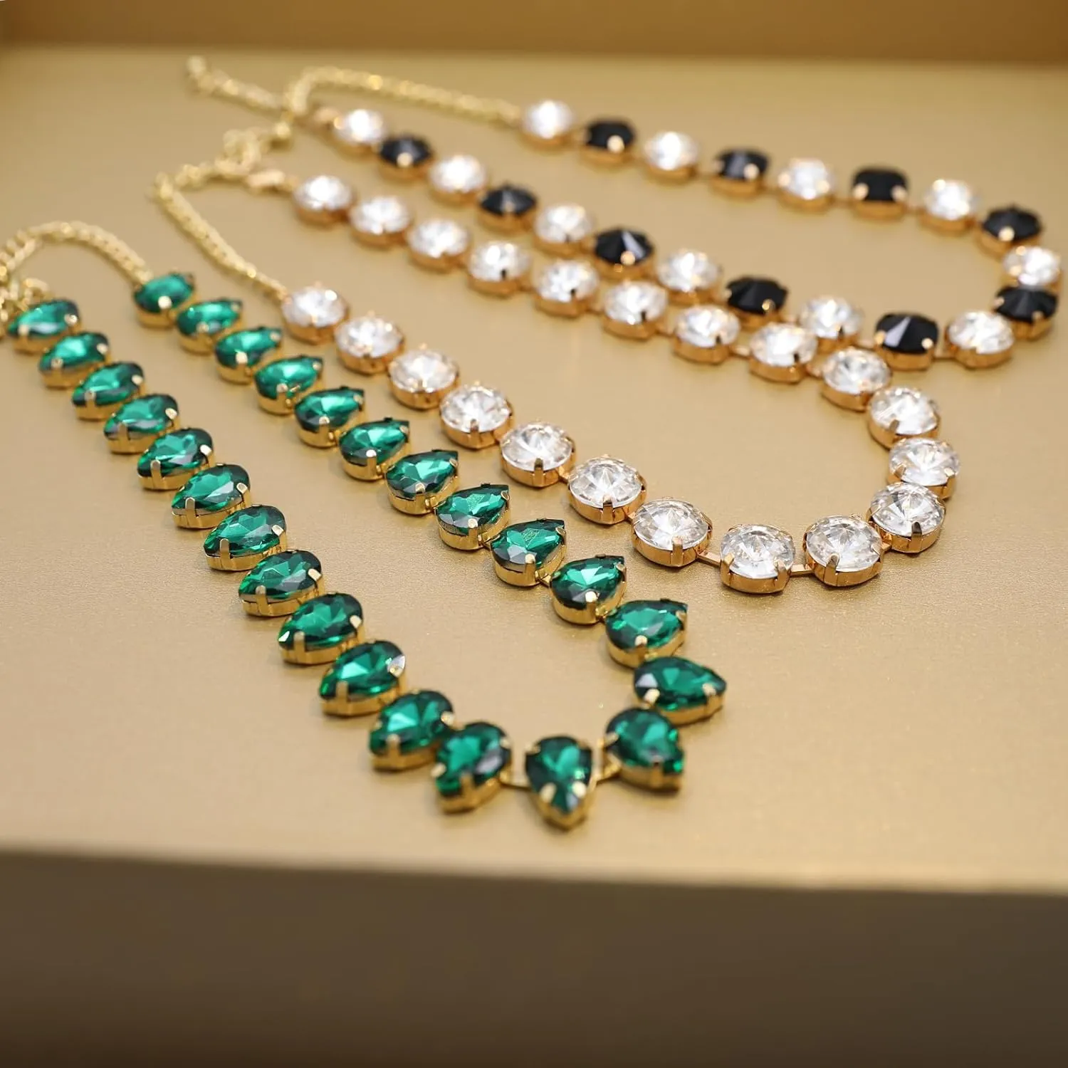 Crystal Rhinestone Choker Collar Necklace for Women Emerald Statement Piece Sparkly Colorful Crystal Neck Gold Chain Necklace