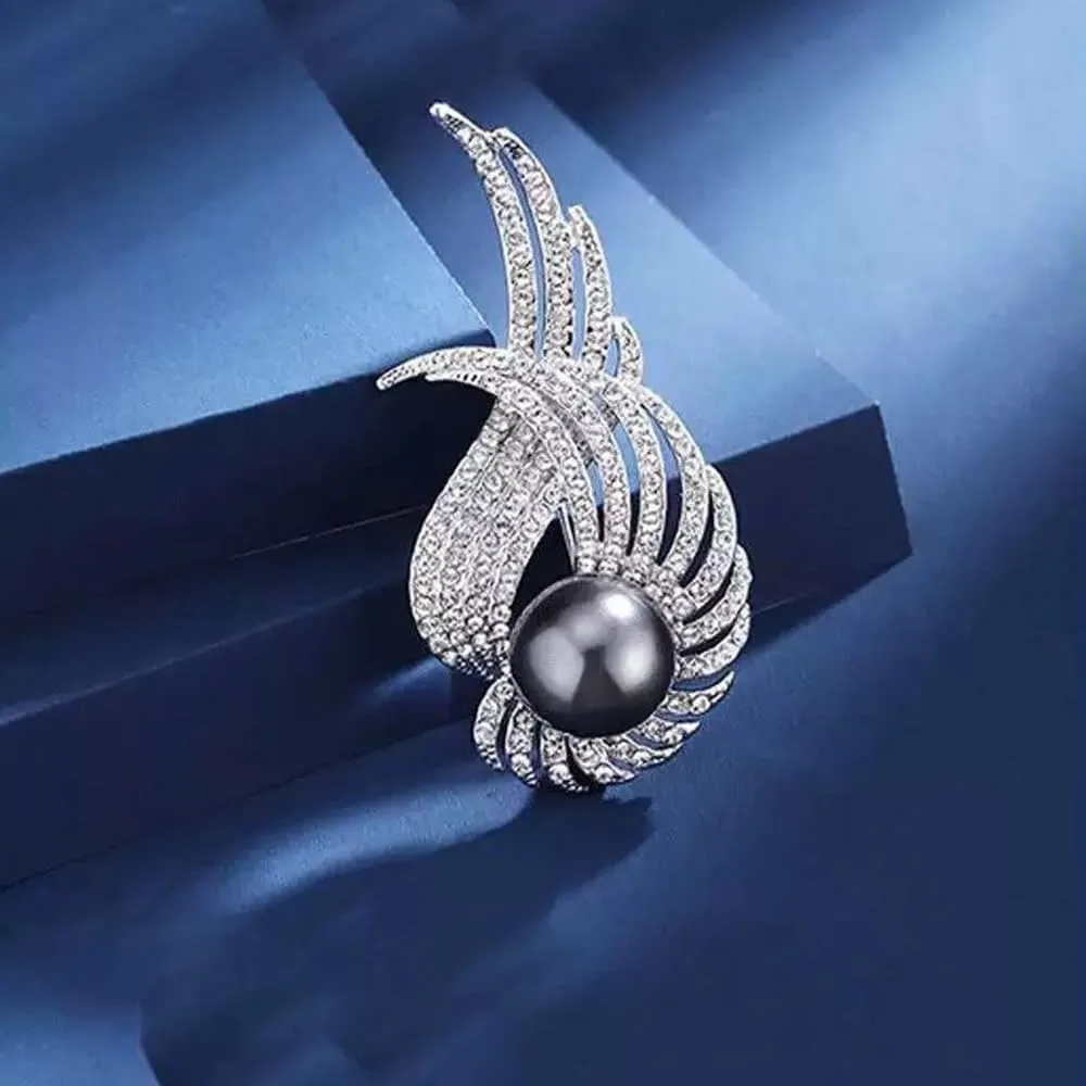 Elegant Floral Brooch Pins for Women - Stylish Personalized Design Rhinestone Lapel Pin Jewelry for Ladies Flower Sweater Scarf Coat Dress Brooches and Pins for Women