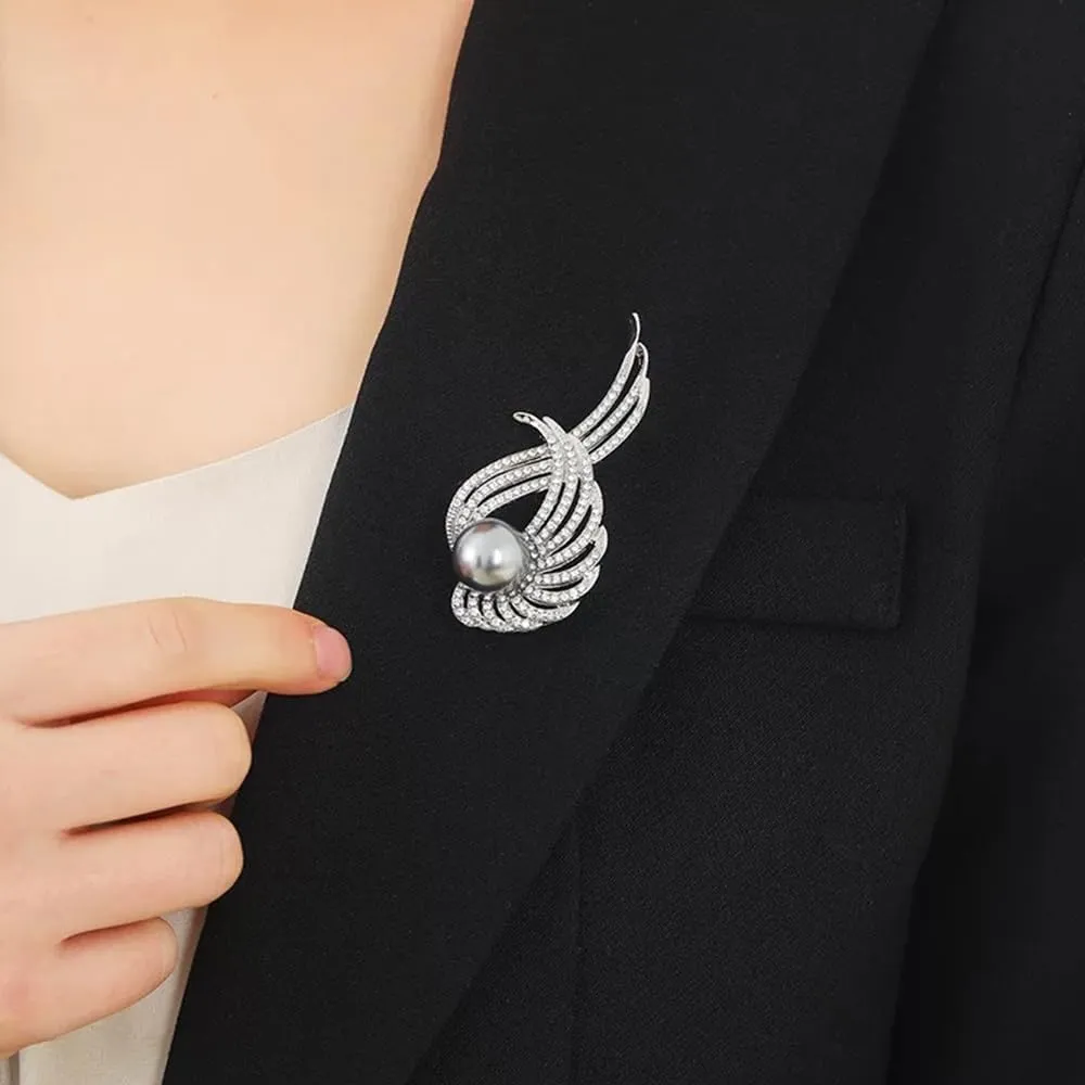 Elegant Floral Brooch Pins for Women - Stylish Personalized Design Rhinestone Lapel Pin Jewelry for Ladies Flower Sweater Scarf Coat Dress Brooches and Pins for Women