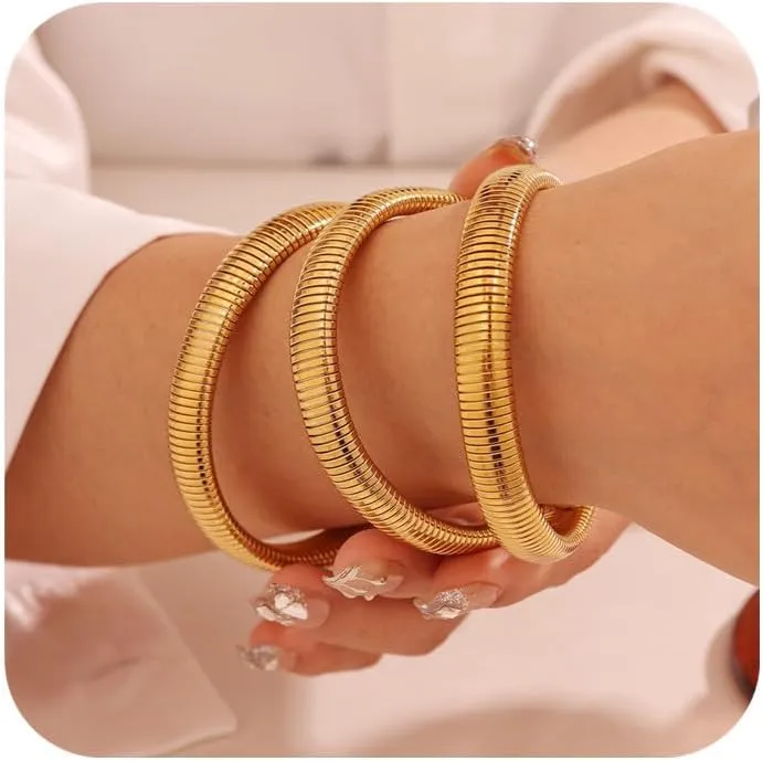 Gold Bangles Bracelets for Women Chunky Stretch Bangles Bracelets Set 18K Gold Plated Flexible Wide Wristband Stainless Steel Link Chain Cuff Bracelets Trendy Jewelry Gift Set of 4