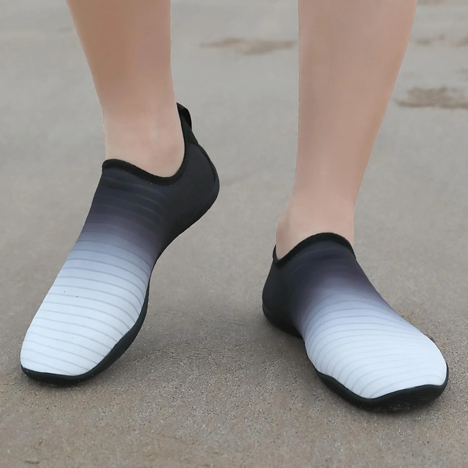 Men Women Water Shoes Quick-Dry Socks Barefoot Slip-on for Beach Swim Sport Yoga Breathable Lightweight Casual Sneakers