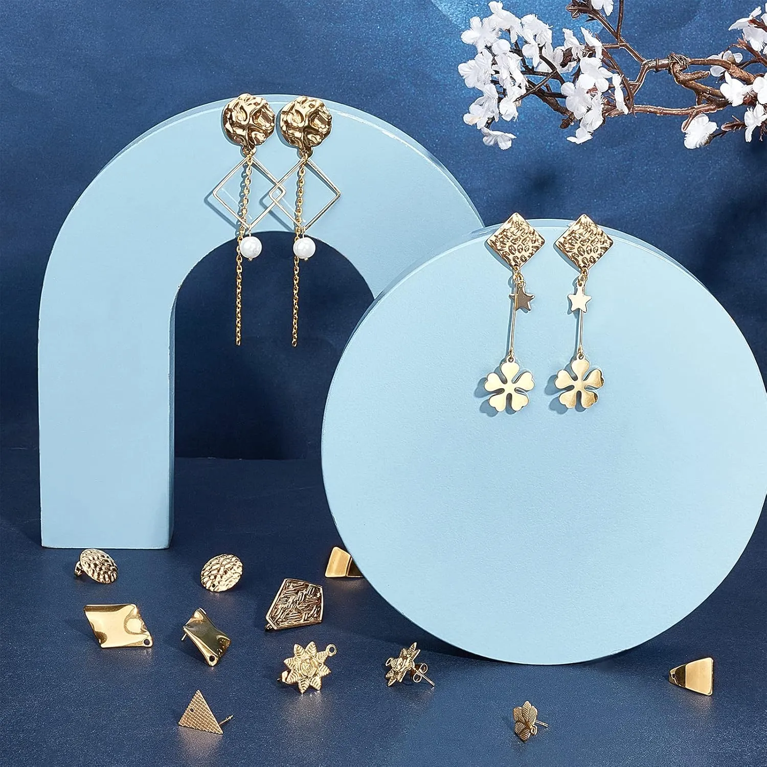 SUNNYCLUE 1 Box 10 Pairs Gold Earring Studs Stainless Steel Ear Studs Flat Round Flower Earring Triangle Oval Square Leaf Rhombus Shape for Man Women Styling Findings Jewelry Gifts