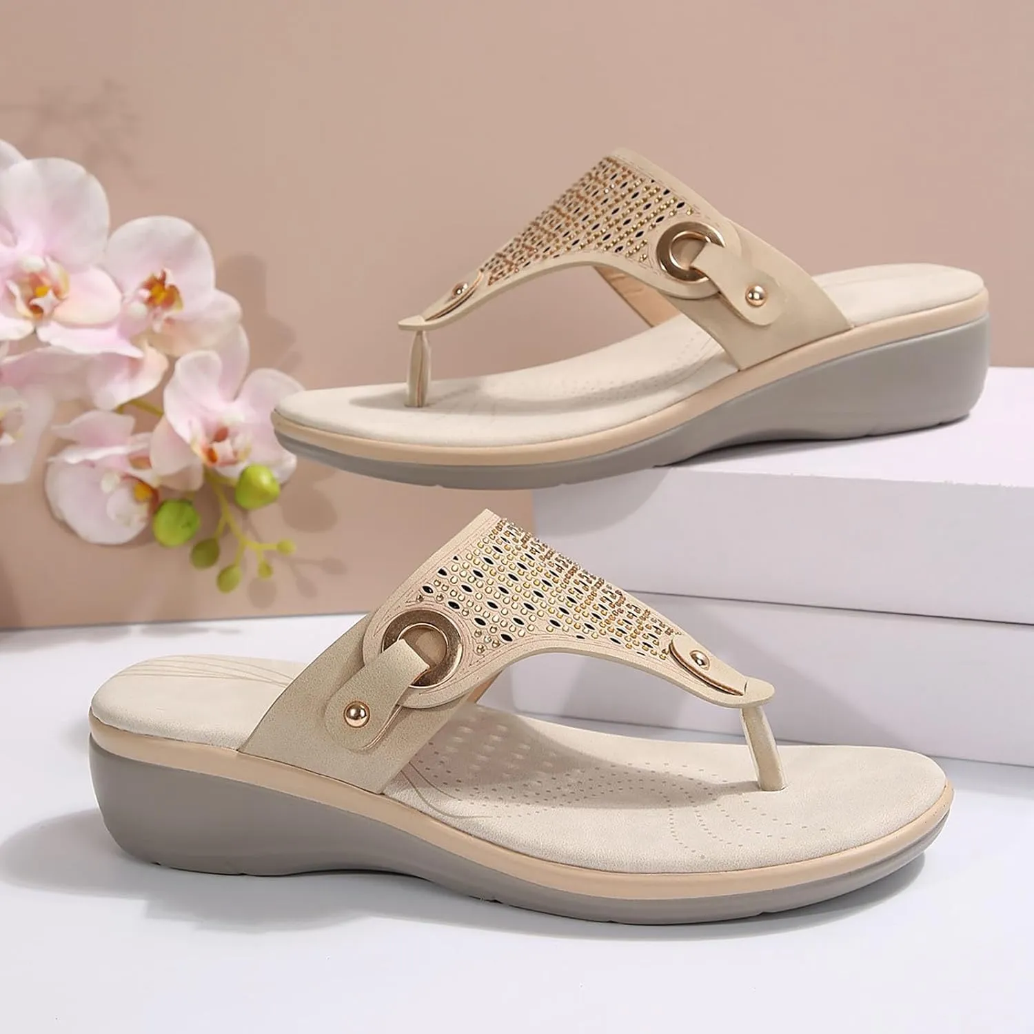 Thong Wedge Sandals for Women 2025 Comfortable Dressy Trendy Memory Foam Sandals Summer Wide Flip Flops for Women