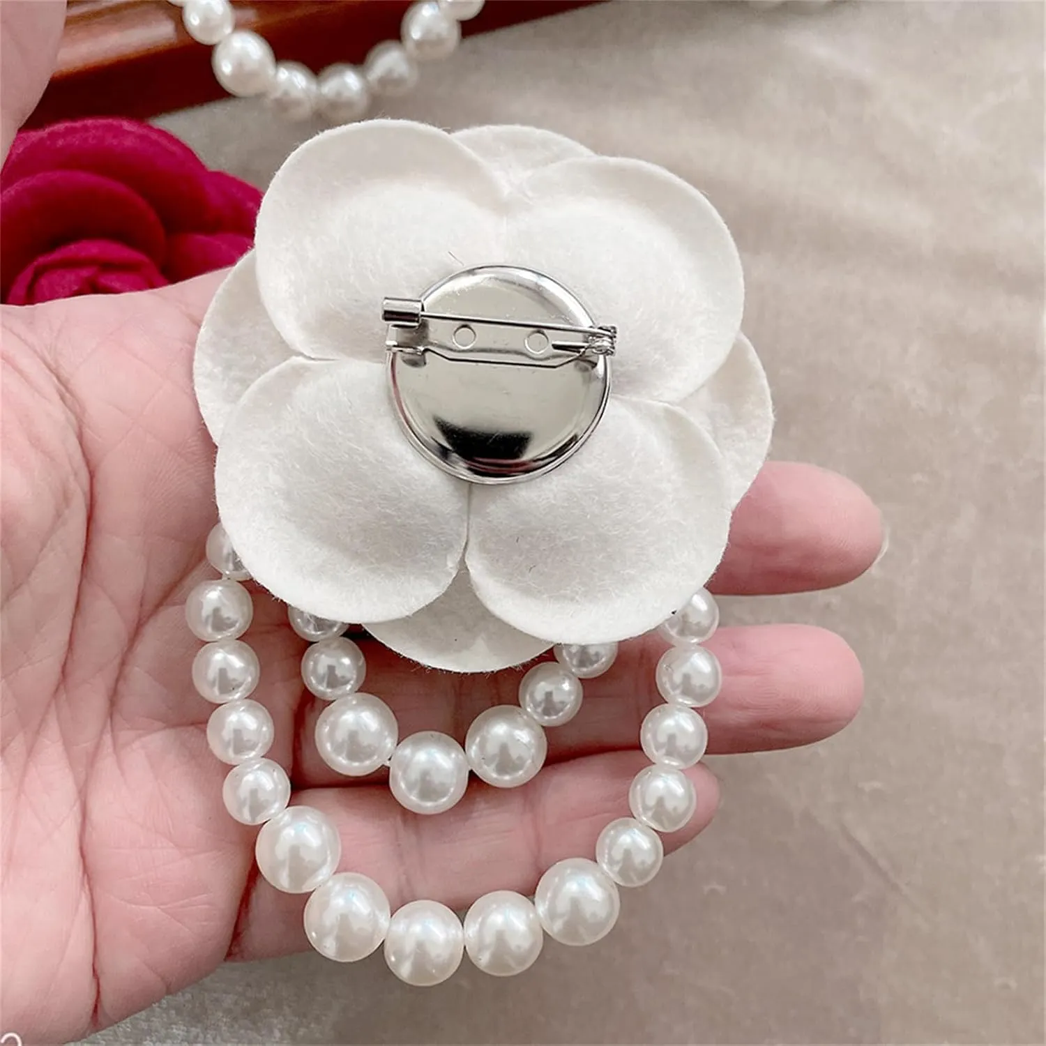 Vintage Camellia Pearl Tassel Brooches Bracelet Bohemian Pearl Safety Pins Bracelets Flower Hairpin Headpieces Shawl Pins Dainty Elegant Lapel Pin Wedding Party Dress Accessories for Women